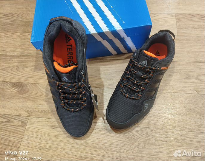 Кроссовки мужские новые Adidas terrex весенние