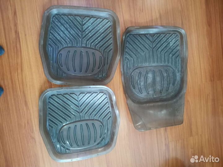 Автомобильные коврики ворсовые