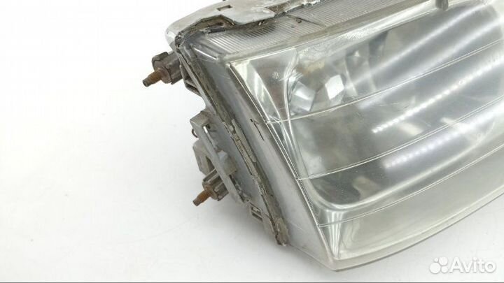 Фара правая Toyota Mark Ii JZX100 1997