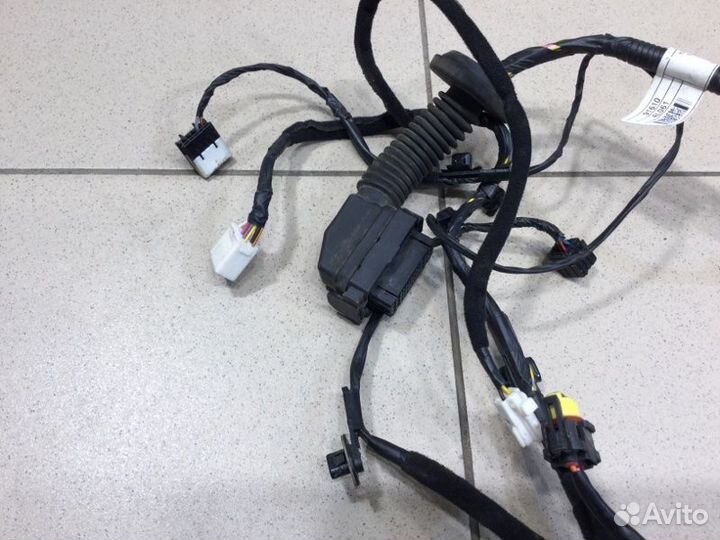 Проводка (коса) двери передняя правая Hyundai