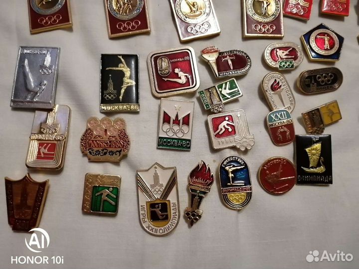 Значки Олимпиада 1980г