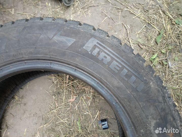 Pirelli Ice Zero 185/65 R15 92T