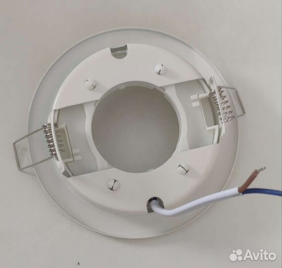 Тонкий встраиваемый светильник