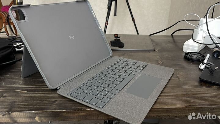 Logitech combo touch