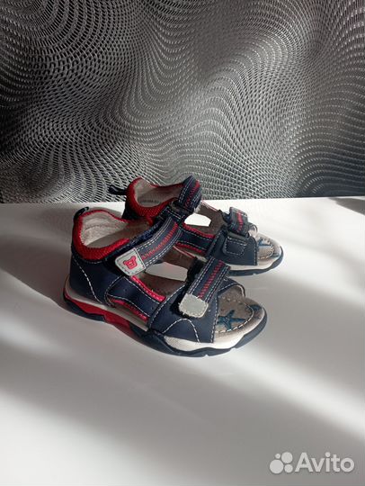Сандалии детские для мальчиков 25р