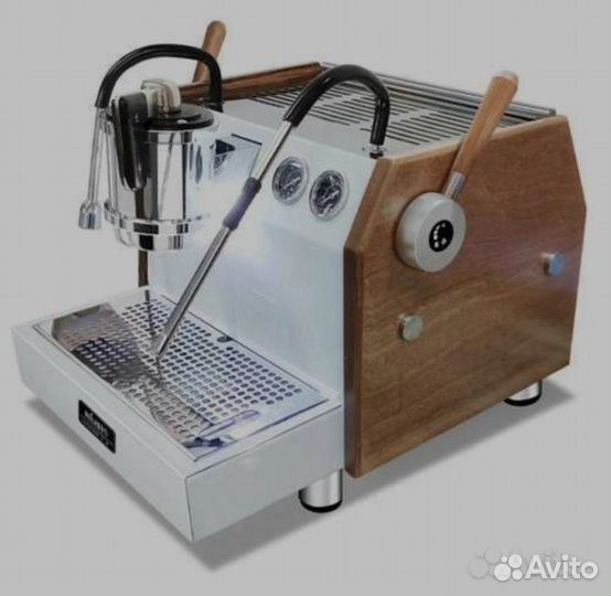 Кофемашина Milesto em 40