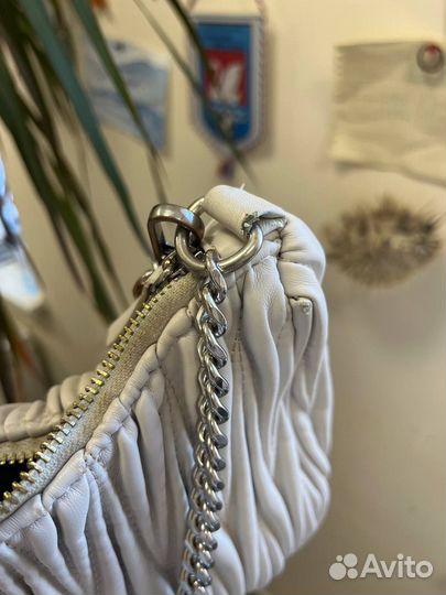 Бежевая сумка