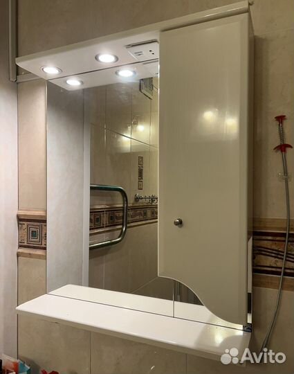 Зеркало в ванную комнату б/у
