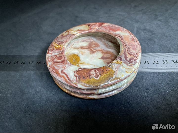 Пепельница из натурального камня оникс