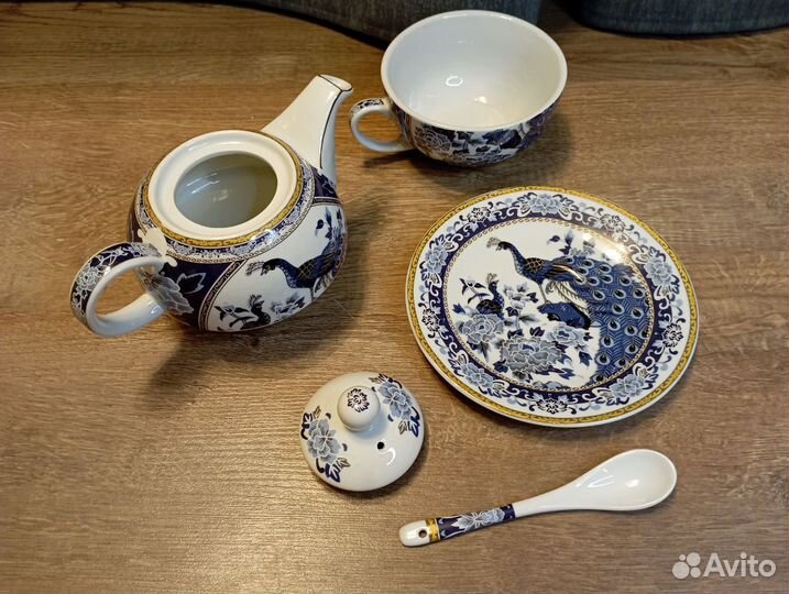 Чайный набор: Чайник с чашкой