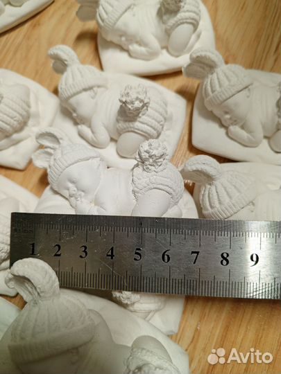 Сувениры фигурки