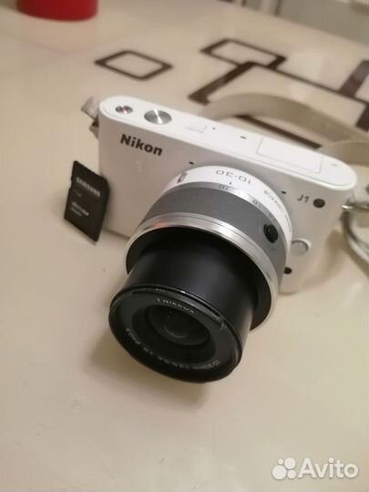 Фотоаппарат Nikon 1 J1