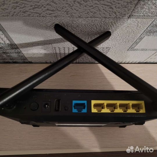 Wi-Fi роутер asus RT-AC51U