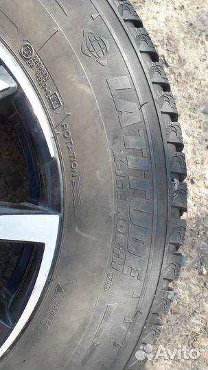 Michelin Latitude X-Ice North 215/70 R16 100T