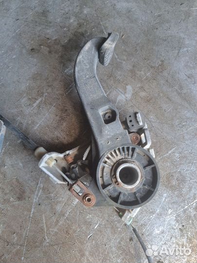 Механизм ручника а сборе Mercedes W203