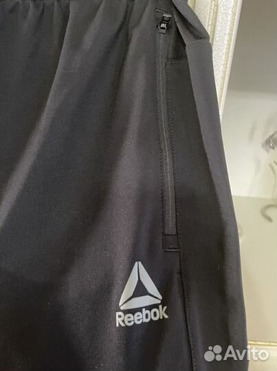 Спортивный костюм мужской Reebok