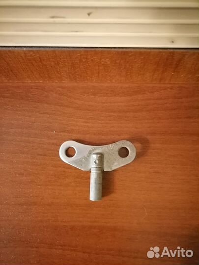 Часы винтажные с боем Янтарь