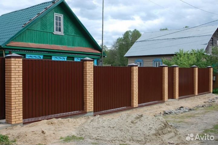 Заборы из профнастила