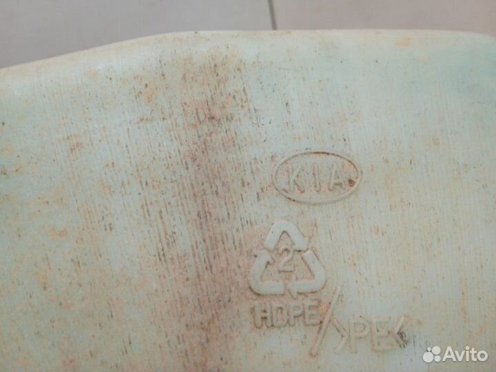 Бачок омывателя лобового стекла Kia Sportage 1 2.0