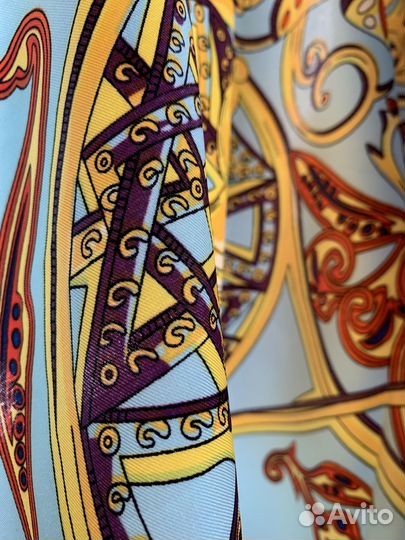 Платок Hermes/Гермес 130х130, принт птицы, голубой