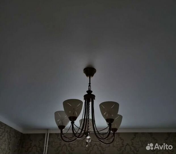 Мастер на час. Повесить люстру, телевизор, карниз