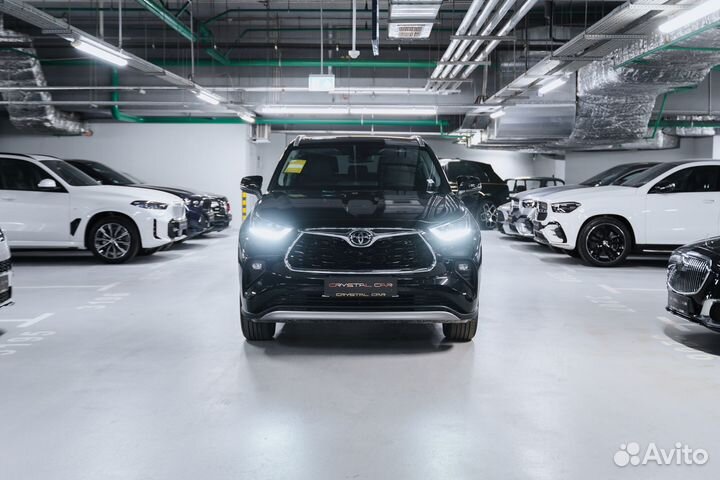 Toyota Highlander 2.0 AT, 2024, 2 км
