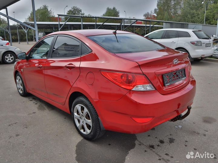 Hyundai Solaris 1.6 AT, 2011, 198 228 км