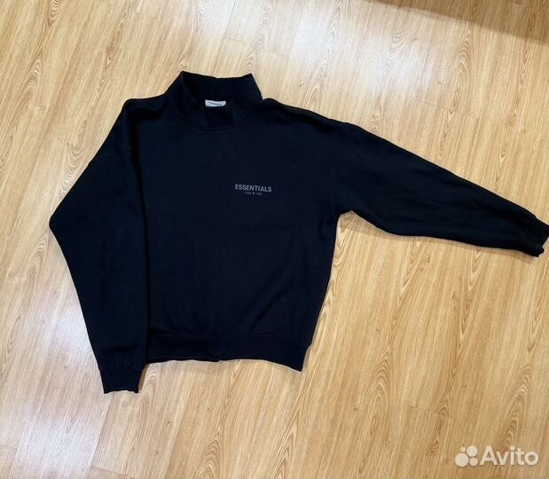 Свитшот essentials fear of god