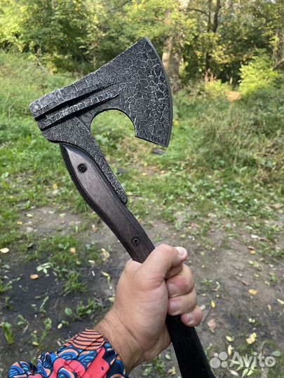 Топор - красавец 