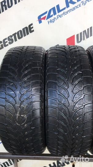 Bridgestone Blizzak LM-80 255/55 R17