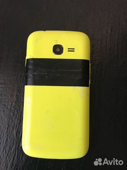 Телефон Samsung