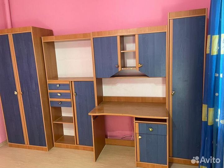 Детский мебельный гарнитур