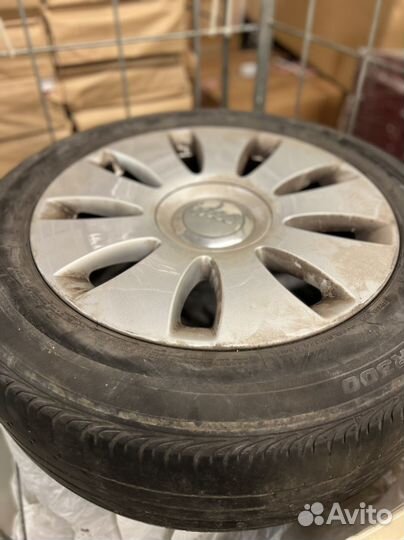 Диски audi оригинальные с шинами 205/60 r16