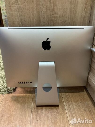 Apple iMac 21.5 2009