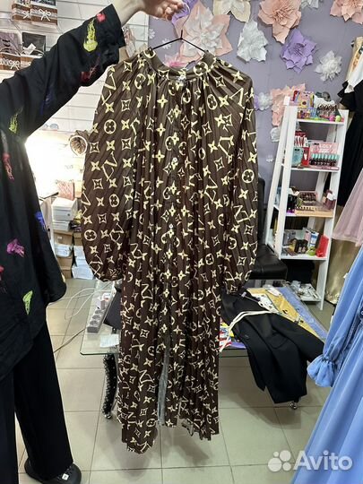 Женская одежда