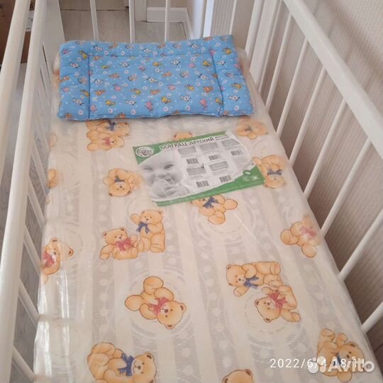 Детская кроватка