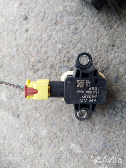 Блок двери Audi 8X0959792