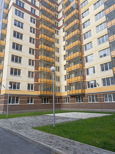 2-к. квартира, 63 м², 6/12 эт.