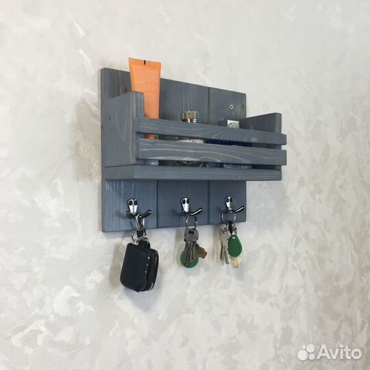 Ключница настенная деревянная