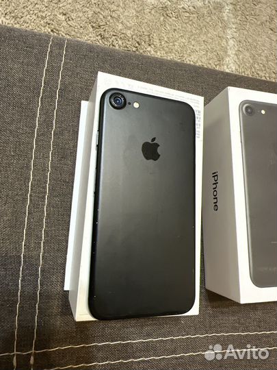 Телефон iPhone 7 128gb