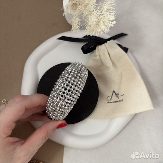 Браслет массивный серебристый