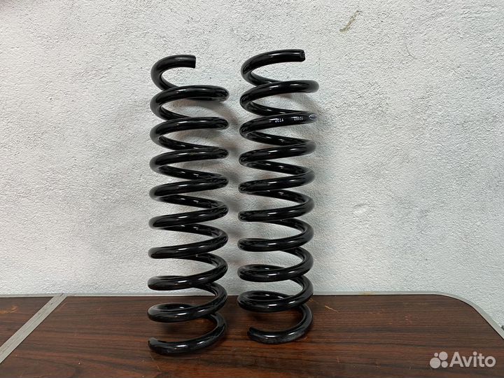 Пружины задние Mercedes Benz E-class W210