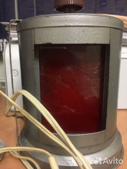 Фонарь красный