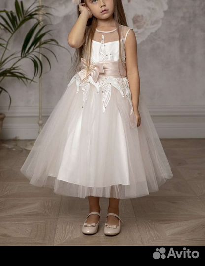 Платье нарядное