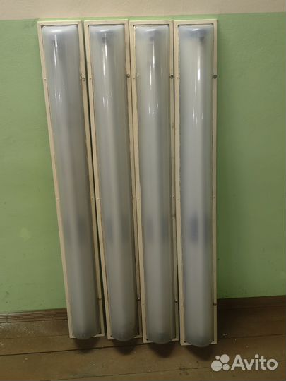 Светильник люминесцентный