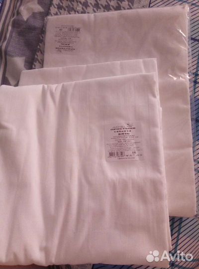Простынь новая 2 шт