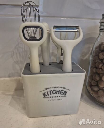 Набор кухонных принадлежностей