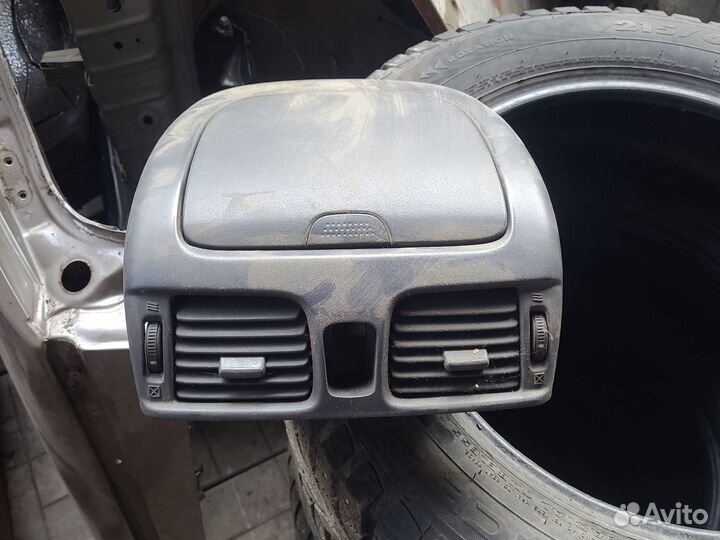 Верхний бардачок nissan almera n16