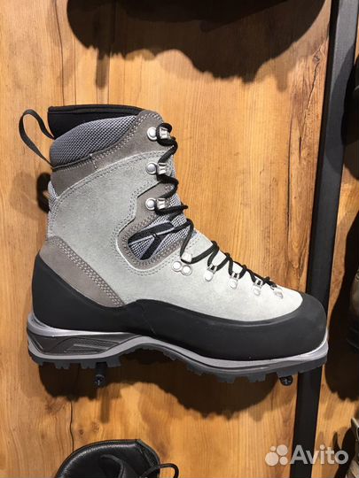 Альпинистские ботинки Фарадей 700