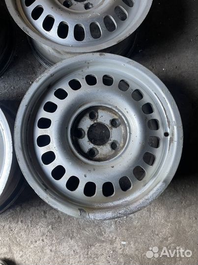 Кованные диски Audi r16 5/112